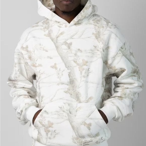 NIB Comfrt White Oak Limited Edition Camo Hoodie. Sz small - Picture 2 of 6